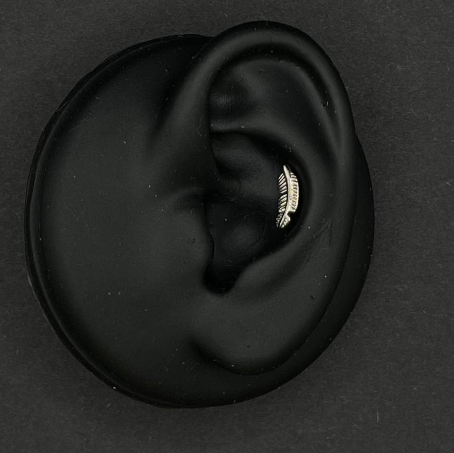 Feather flat back